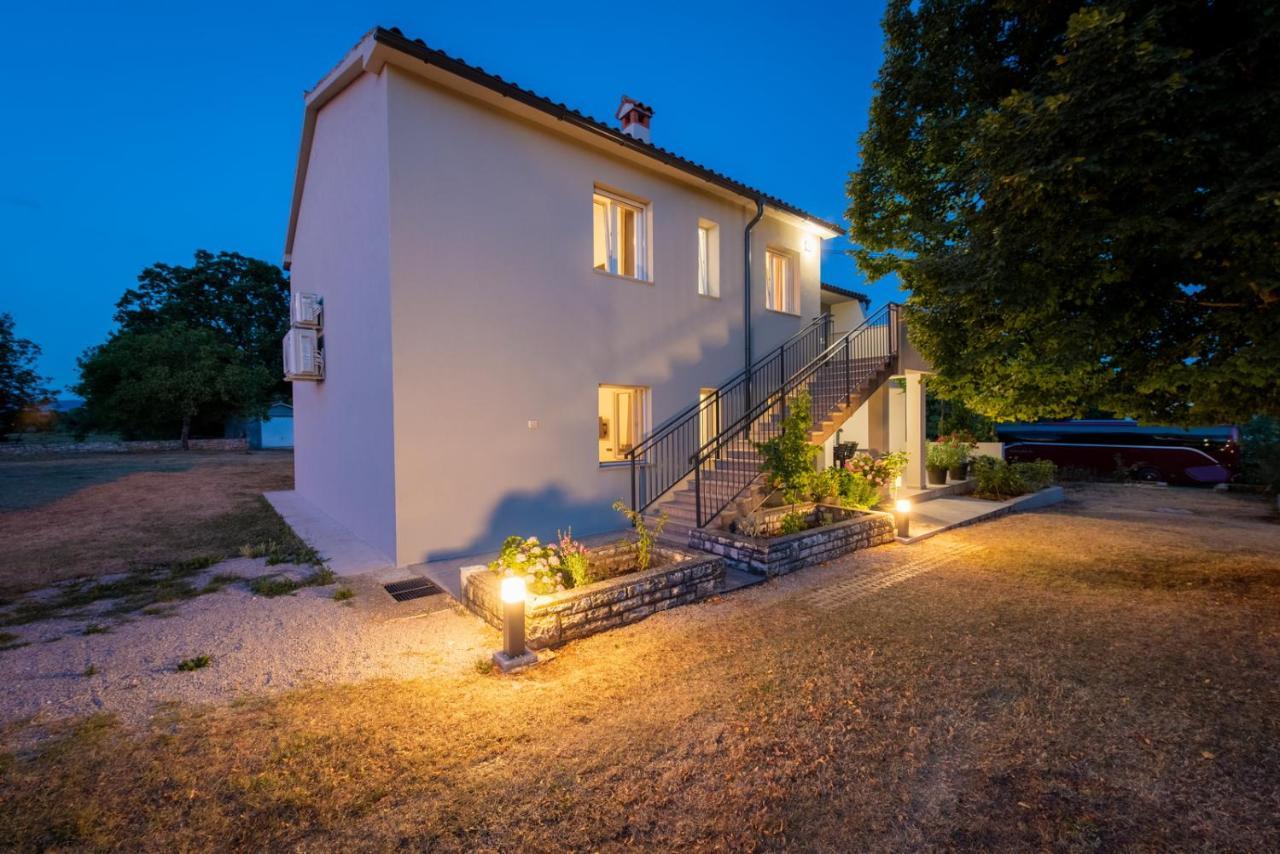 Villa Slivari Nedescina ภายนอก รูปภาพ