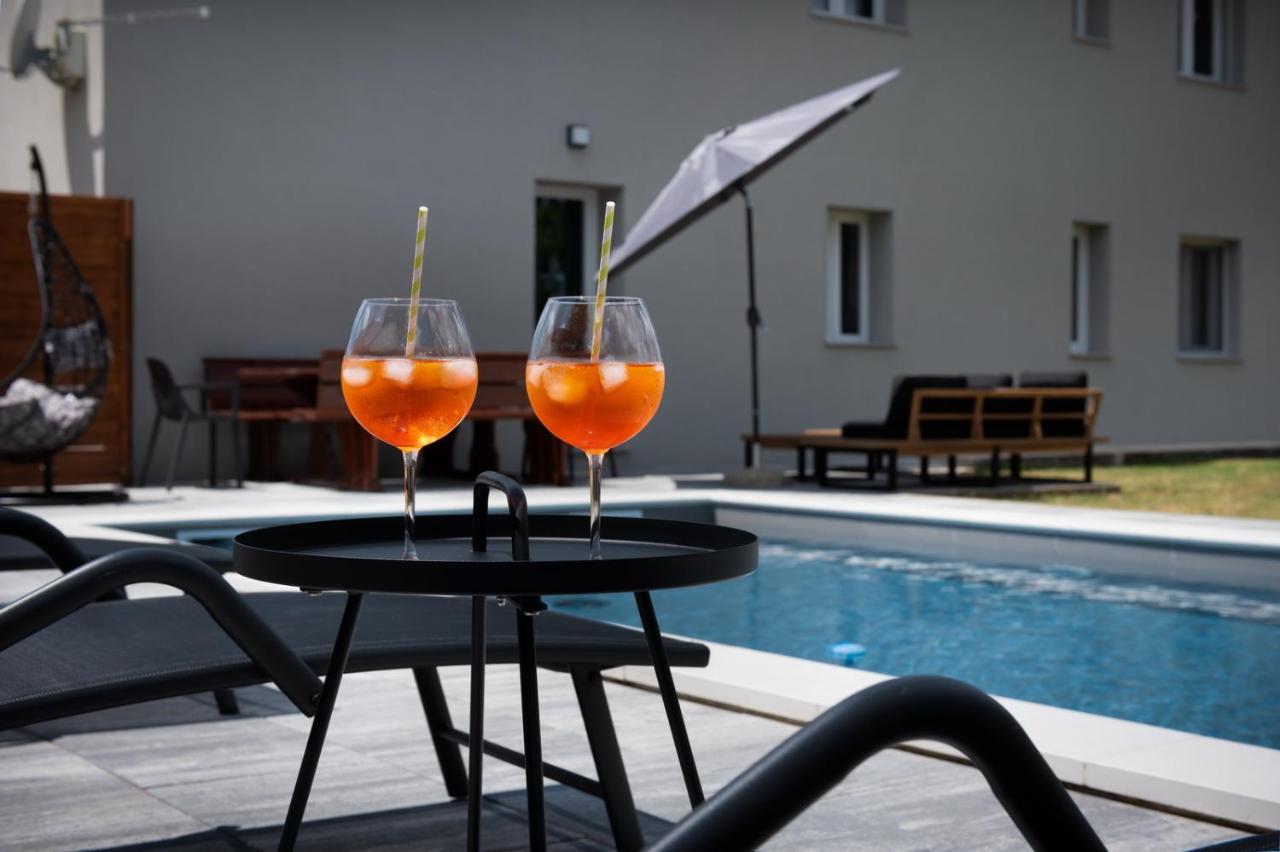 Villa Slivari Nedescina ภายนอก รูปภาพ