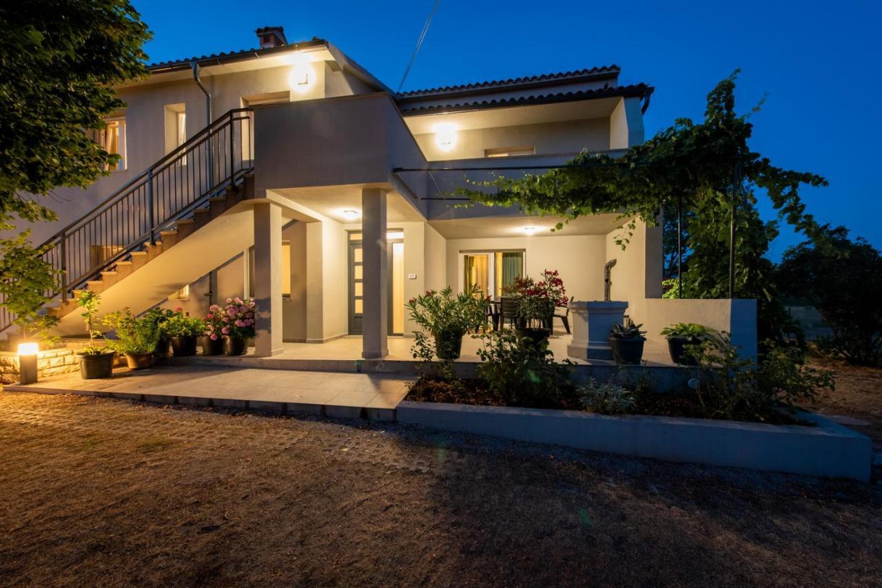 Villa Slivari Nedescina ภายนอก รูปภาพ