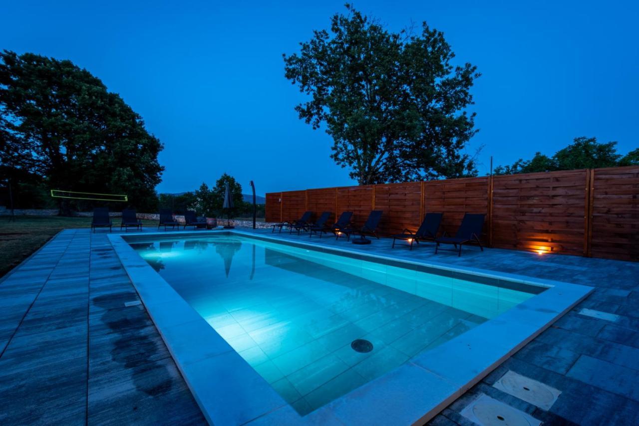 Villa Slivari Nedescina ภายนอก รูปภาพ